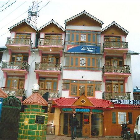 Hotel Zahgeer Continental - Srinagar Kültér fotó