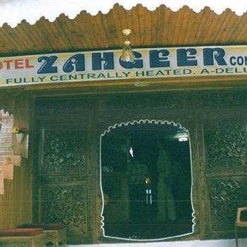 Hotel Zahgeer Continental - Srinagar Kültér fotó